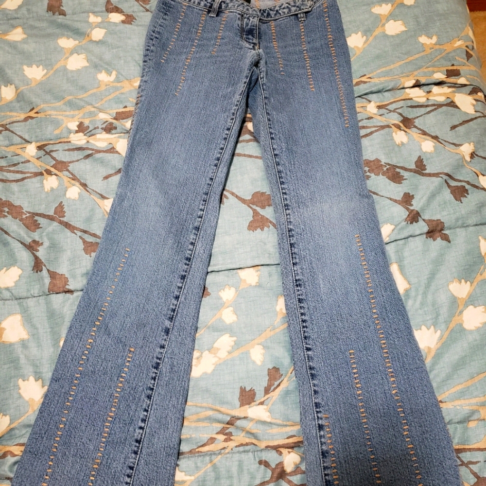 Y2K Parasuco Ergonomic Flare Jeans (26)